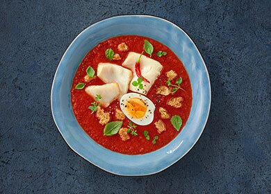 Spicy tomato soup with Norwegian clipfish